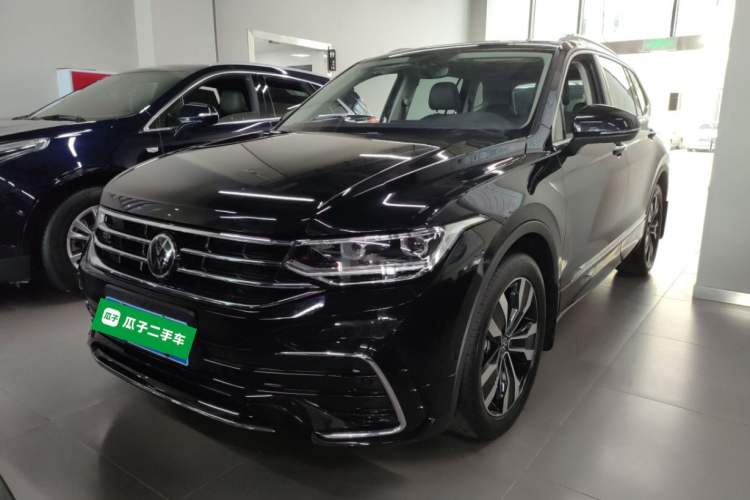 Used Volkswagen Tiguan L 2024 Outstanding Model 330TSI Automatic Two-Wheel Drive R-Line Dragon Glory Edition
