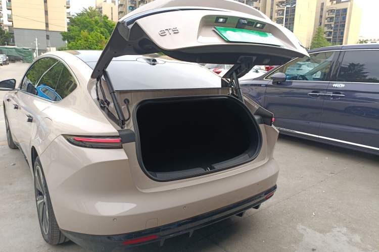 Used Nio ET5 2025 75 kWh
