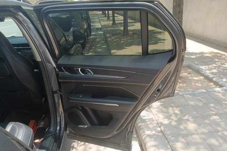 Used Lynk & Co 01 2023 2.0TD Two-Wheel Drive Pro Trim
