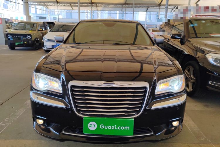 Used Chrysler 300C 2014 3.0L Excellence Edition
