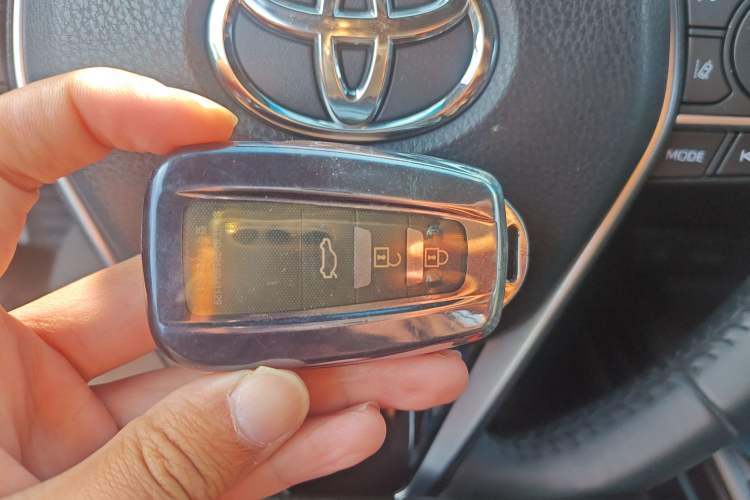 Used Toyota Camry 2019 Revised Version 2.0G Luxury Edition
