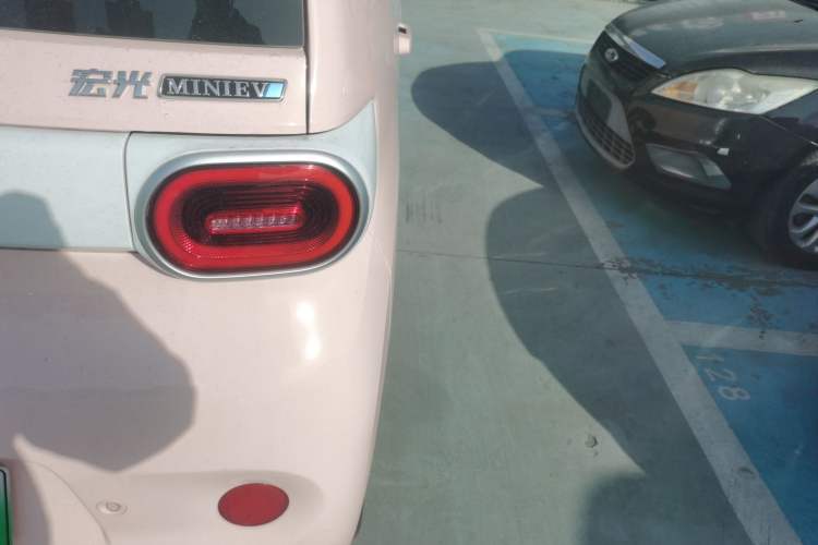 Used Wuling Hongguang MINIEV 2024 3rd Generation 215km Youth Edition
