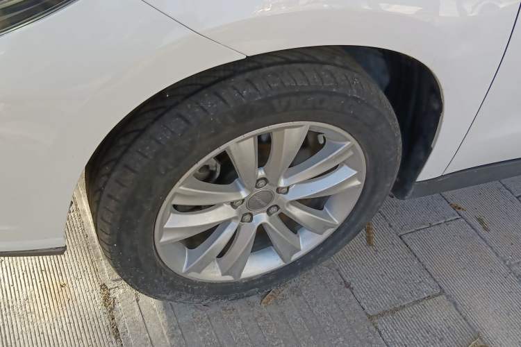 Used Haval H2 2016 Red-Label 1.5T Automatic Two-Wheel Drive Luxury Model
