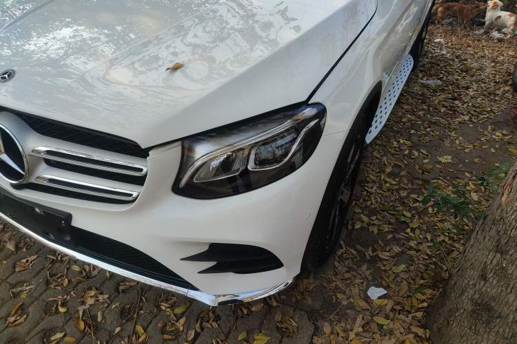 Used Mercedes-Benz GLC 2018 Facelift GLC 260 4MATIC Luxury Edition
