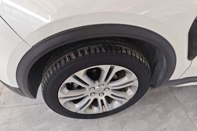 Used Lynk & Co 01 2019 2.0T Two-Wheel-Drive Pro Version China VI Standard
