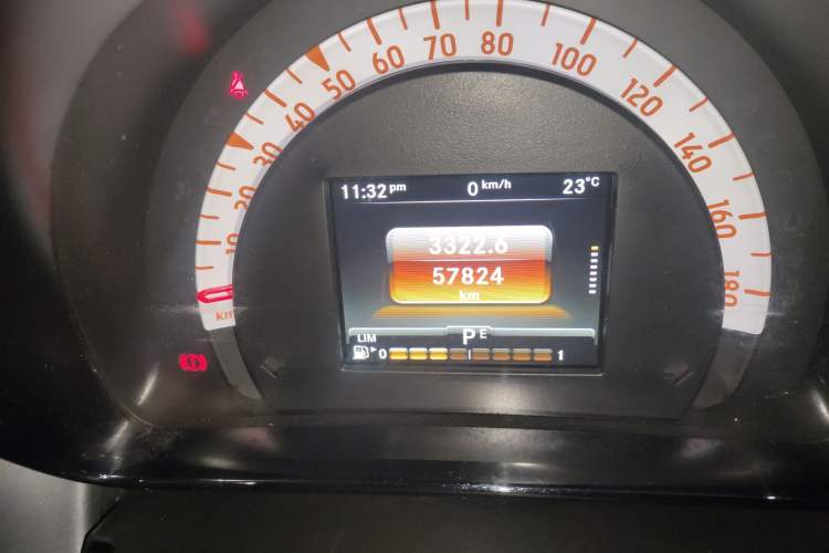 Used  fortwo 2015 1.0L 52 kW Hardtop Passion Edition
