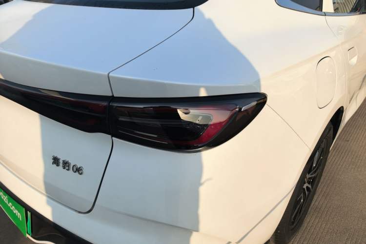 Used BYD Seal 06 New Energy 2024 DM-i 120KM Luxury Model
