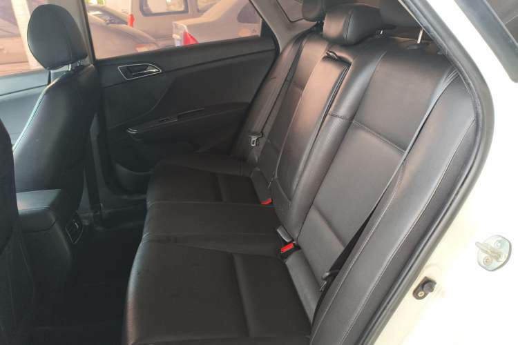 Used Hyundai Mistra 2014 1.8L Automatic Smart GLS
