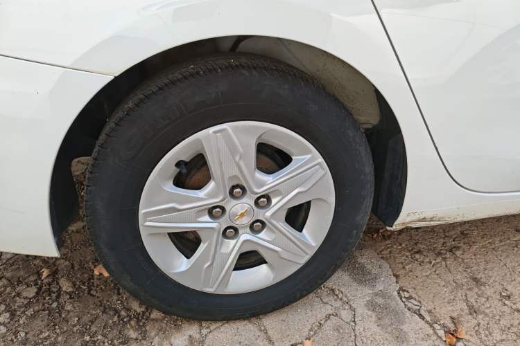 Used Chevrolet Cavalier 2019 320 Automatic Enjoyment with Sunroof
