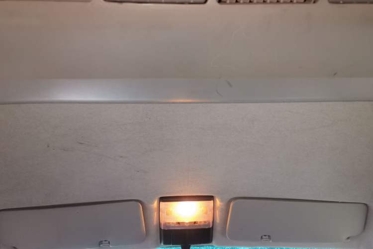 Used Jinbei Hiace X30 2018 1.3L Comfort Model DLCG12
