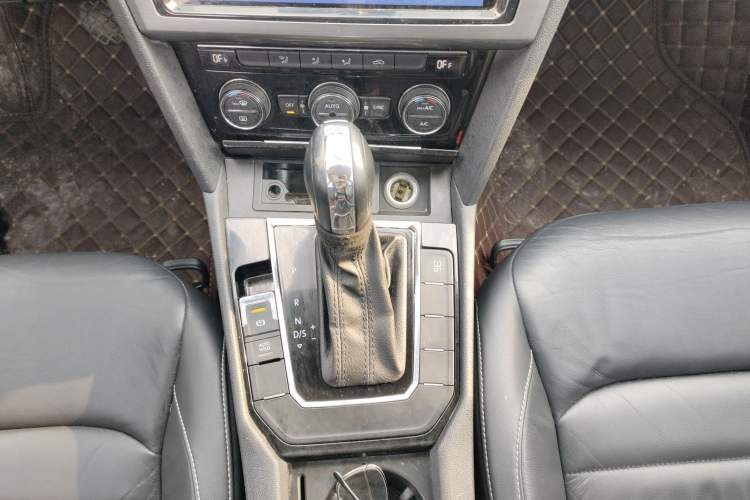 Used Volkswagen Lamando 2015 280TSI DSG Comfort Edition