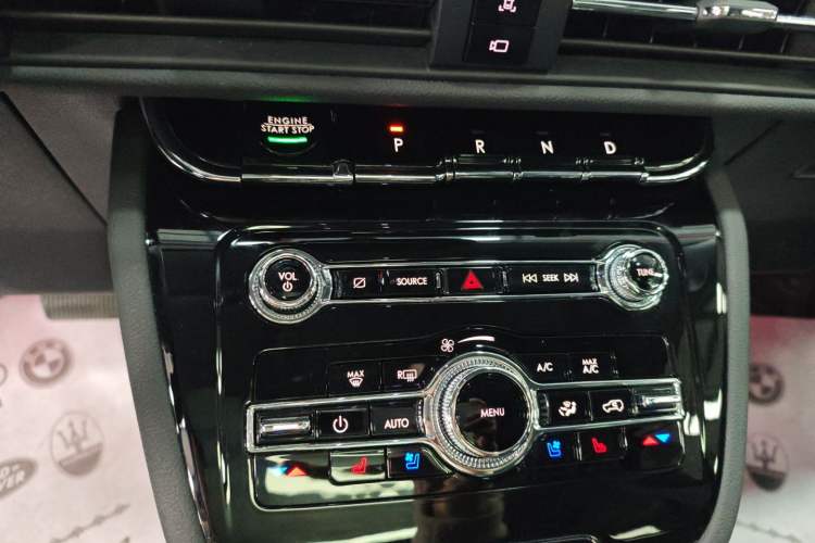 Used Lincoln Corsair 2022 2.0T Two-Wheel Drive Luxury Edition
