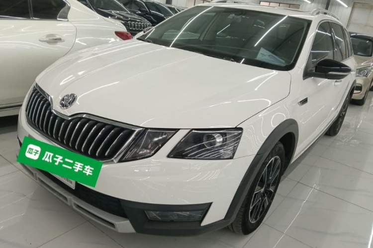 Used Skoda Octavia 2018 Station Wagon TSI230 DSG Luxury Edition
