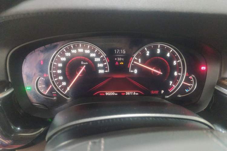 Used BMW 5 Series 2018 525Li Luxury Package