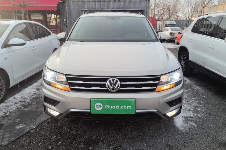 Used Volkswagen Tiguan L 2017 330TSI Automatic Two-Wheel Drive Luxury Edition

