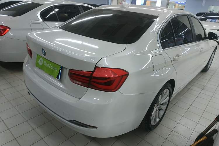 Used BMW 3 Series 2017 318Li Fashion Model
