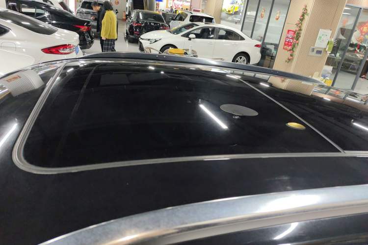 Used Audi Q5 2017 Plus 40 TFSI Ambition Model
