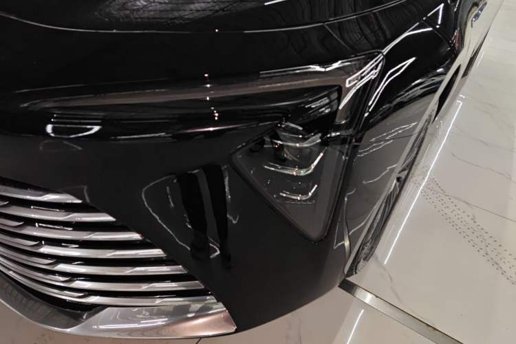 Used Buick LaCrosse 2025 28T Platinum Edition
