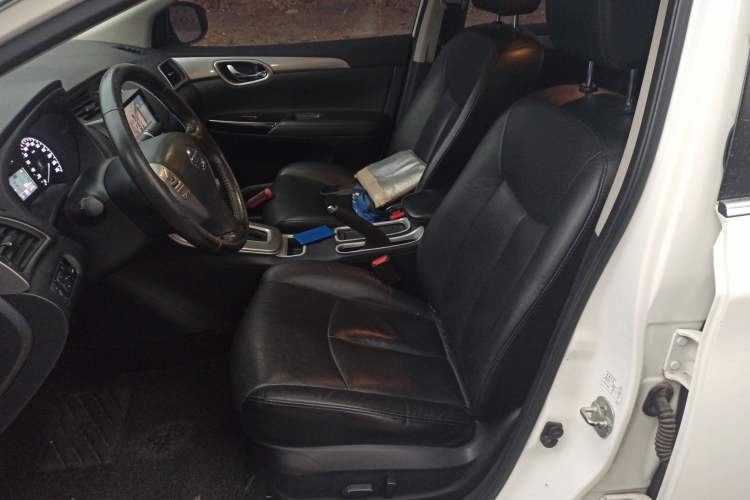 Used Nissan Sylphy 2014 1.6XV CVT Deluxe Edition
