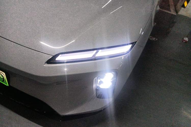 Used Nio ET5T 2025 75 kWh Touring