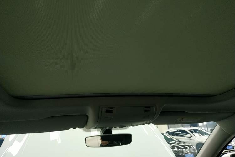 Used Volkswagen Tayron 2020 330TSI Two-Wheel Drive Luxury Smart Connectivity Version
