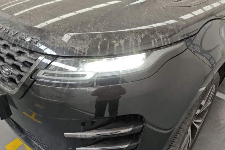 Used Land Rover Range Rover Evoque 2021 Range Rover Velar 249 PS R-Dynamic S Performance Edition