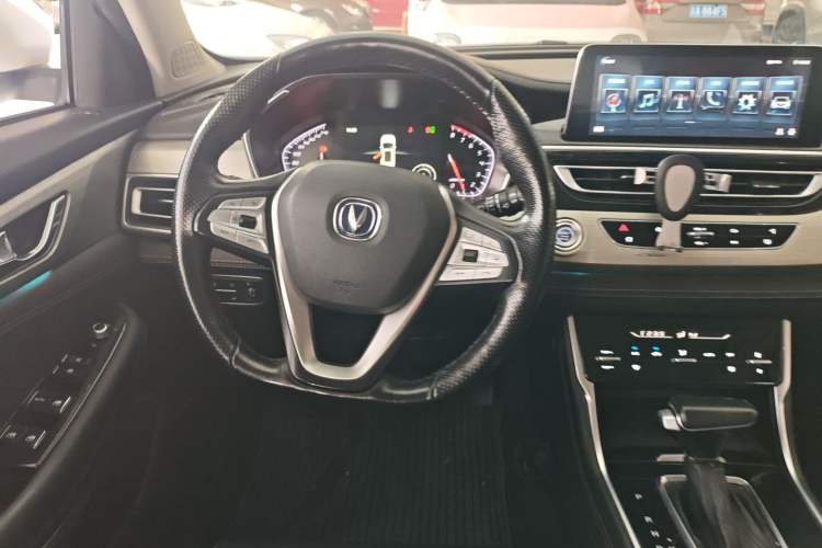 Used Changan CS75 2018 280T Automatic Smart Edition China V-standard
