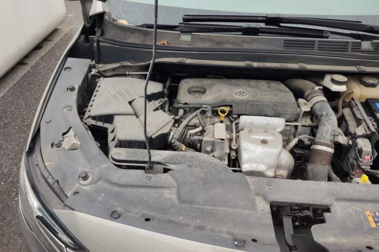 Used Buick GL6 2019 18T 6-Seater Connected Luxury Version China VI Standard
