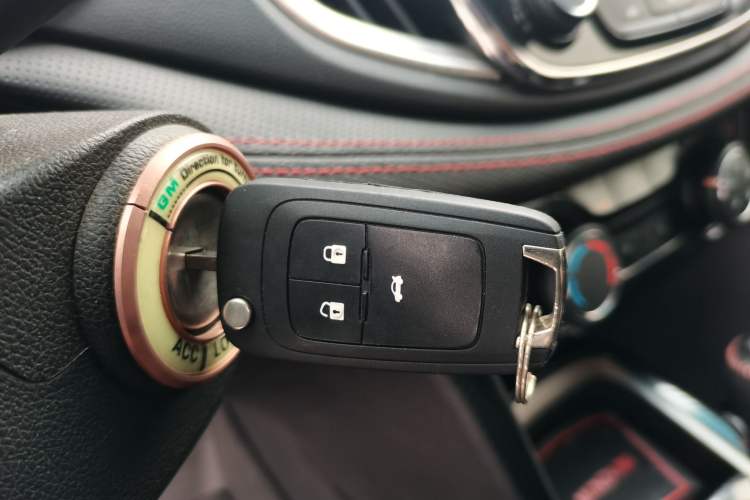 Used Chevrolet Monza 2020 Light Hybrid RS 330T Automatic Comfort Edition
