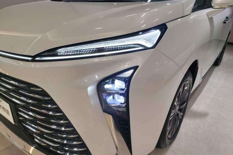 Used Buick GL8 2025 Lu Zun Deluxe Edition
