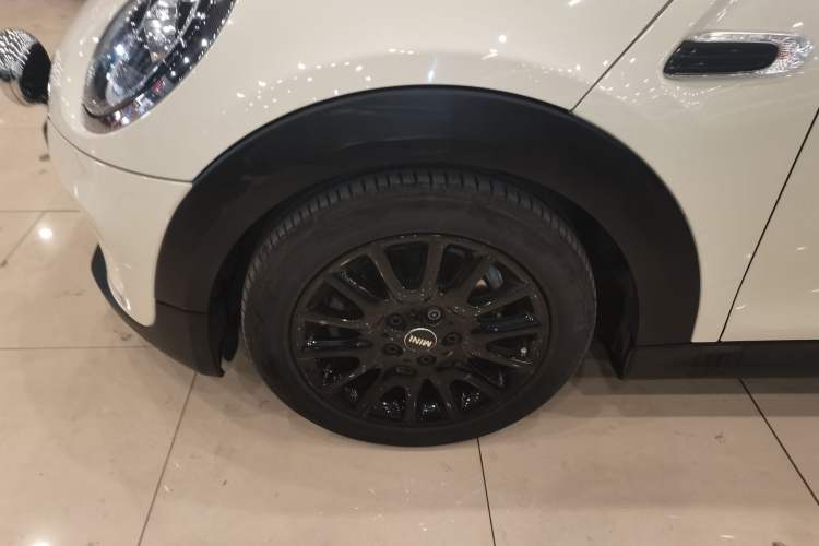 Used  MINI 2018 1.5T COOPER Classic Edition
