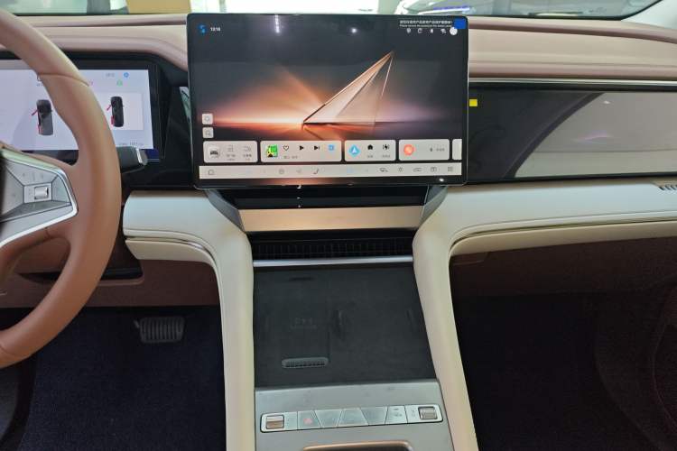 Used BYD Xia 2025 DM-i 1.5T 180km Excellence Model
