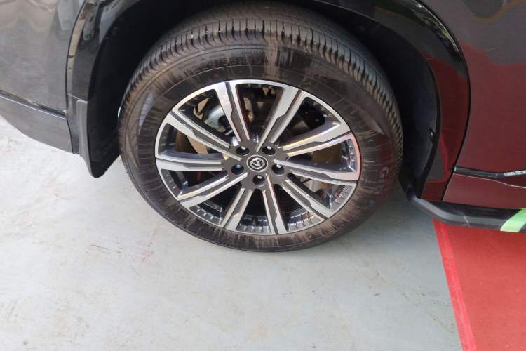 Used Changan CS75 PLUS 2023 3rd Generation 1.5T Automatic Prestige Model
