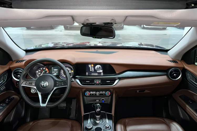 Used Alfa Romeo Stelvio 2017 2.0T 200HP Elite Edition
