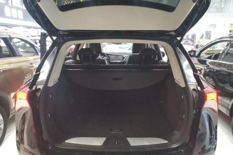 Used Buick Envision 2019 20T Two-Wheel Drive Leading Model China VI Standard