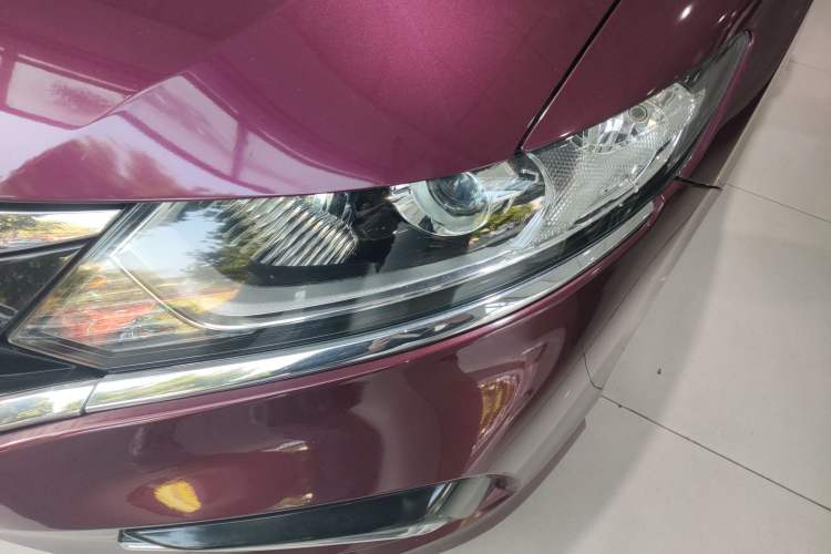 Used Honda Jade 2017 210TURBO CVT Fashion Edition 5-seater
