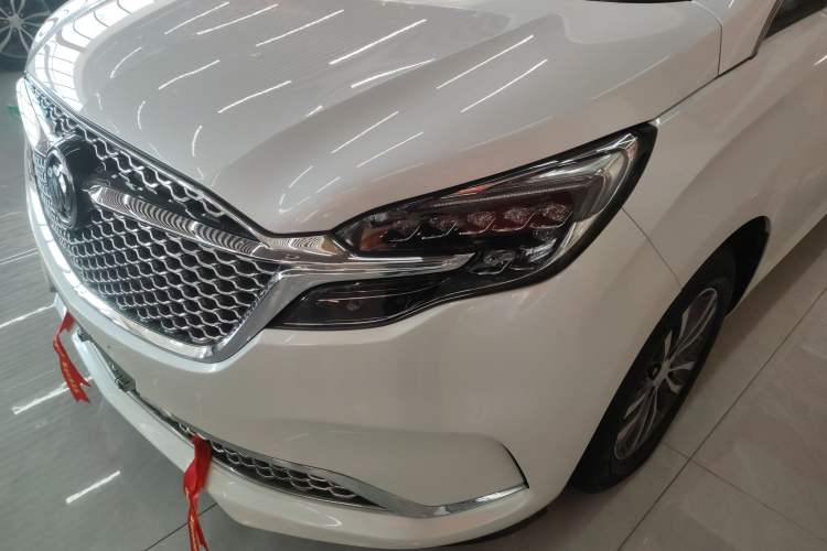 Used Buick GL8 2022 ES Landtrek 653T Comfort Edition