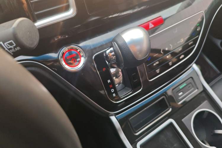 Used Honda Elysion 2019 2.0L Hybrid Luxury Edition
