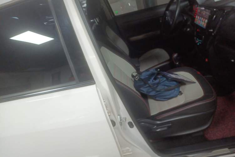 Used Great Wall M4 2014 1.5L manual Comfort trim level