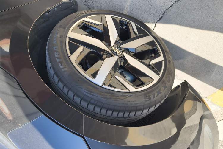 Used Volkswagen Lamando 2023 Lavida L 280TSI DSG Cool & Spicy Edition
