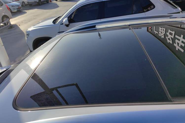 Used Volkswagen Tacqua 2023 200TSI DSG Joy-Connect Edition
