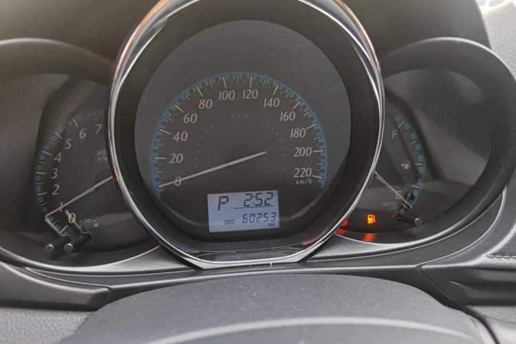 Used Toyota YARiS L 2016 Revised 1.5E CVT Charming Edition
