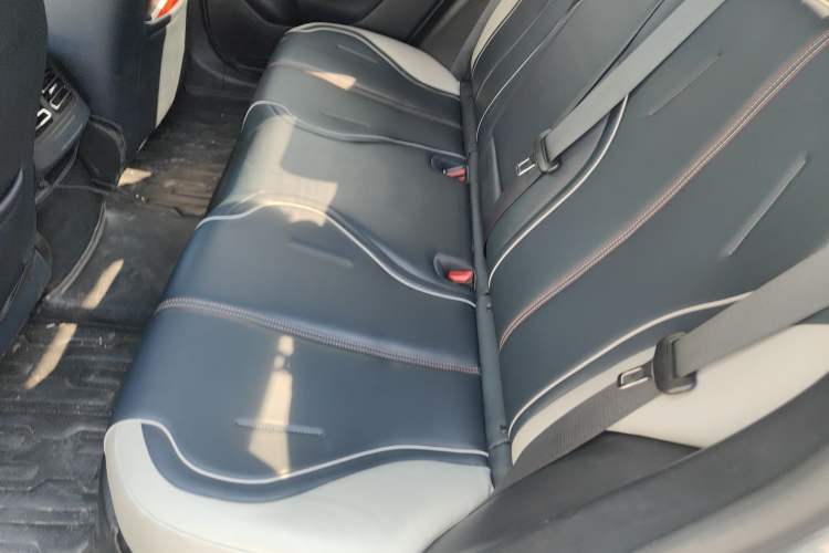 TDK.VehicleDetails.img