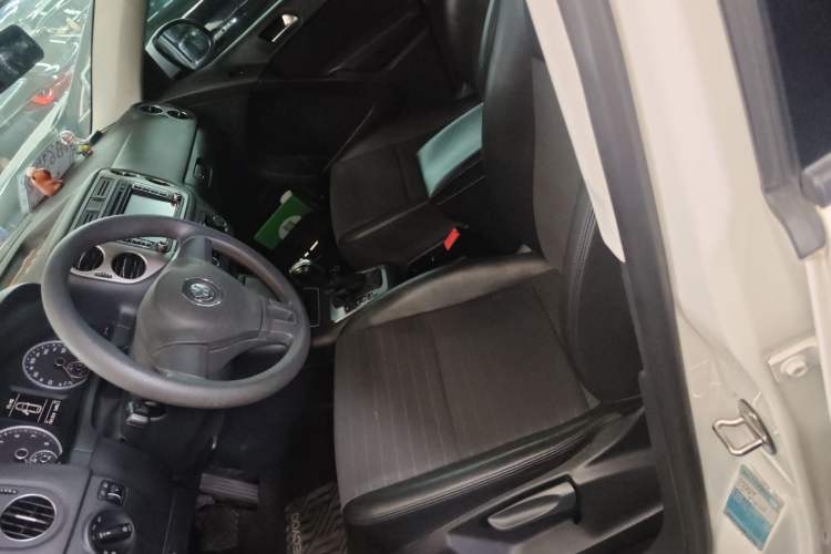 Used Volkswagen Tiguan 2015 1.8TSI Automatic Two-Wheel Drive Trend Edition
