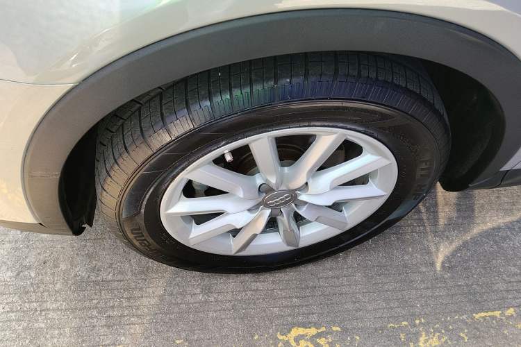 Used Audi Q3 2015 30 TFSI Ambition Edition