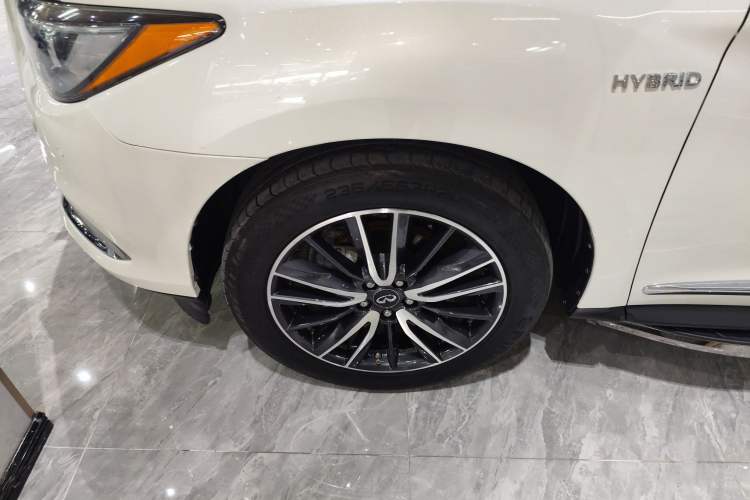 Used Infiniti QX60 (Import) 2016 2.5 S/C Hybrid Two-Wheel-Drive Excellence Edition China V Standard
