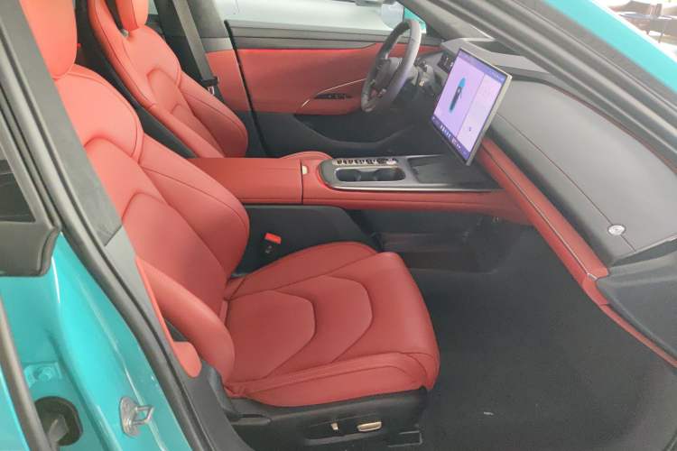 Used  SU7 2024 Four-Wheel Drive Ultra-Long Range Advanced Intelligent Driving Max Edition