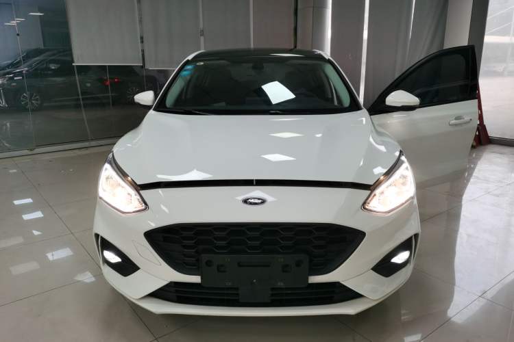 Used Ford Focus 2020 Hatchback EcoBoost 180 Automatic Trend Edition