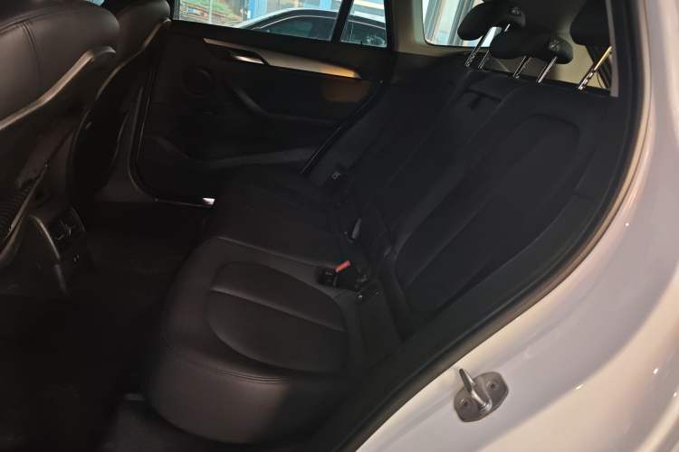 Used BMW X1 2019 sDrive20Li Leading Model
