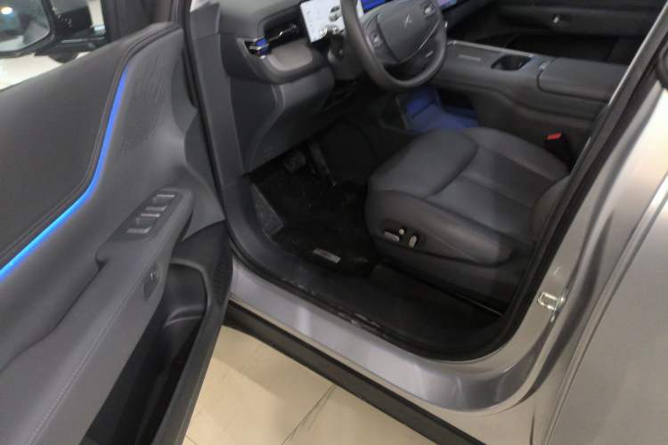 Used XPeng G6 2025 625 Long-Range Max Flagship Edition